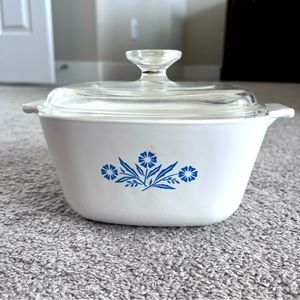 Vintage Corning Ware Blue Cornflower Casserole Dish with lid